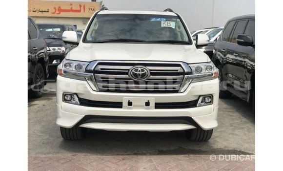 Buy Import Toyota Land Cruiser White Car in Import - Dubai in Baa Buy Import Toyota Land Cruiser White Car in Import - Dubai in Baa