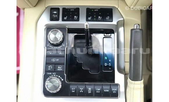 Buy Import Toyota Land Cruiser White Car in Import - Dubai in Baa Buy Import Toyota Land Cruiser White Car in Import - Dubai in Baa