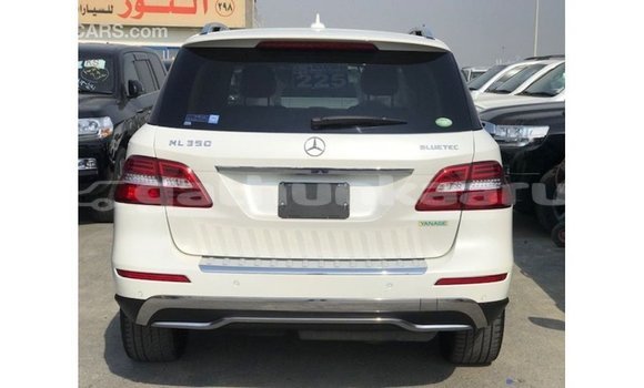 Buy Import Mercedes-Benz 190 White Car in Import - Dubai in Baa Buy Import Mercedes-Benz 190 White Car in Import - Dubai in Baa