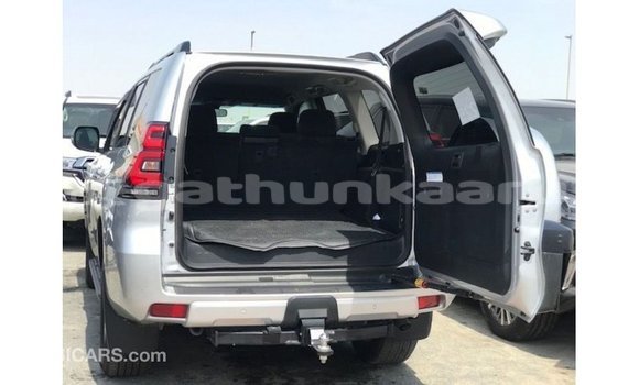 Buy Import Toyota Prado Other Car in Import - Dubai in Baa Buy Import Toyota Prado Other Car in Import - Dubai in Baa