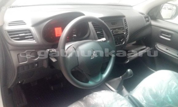 Buy Import Mitsubishi L200 White Car in Import - Dubai in Baa Buy Import Mitsubishi L200 White Car in Import - Dubai in Baa