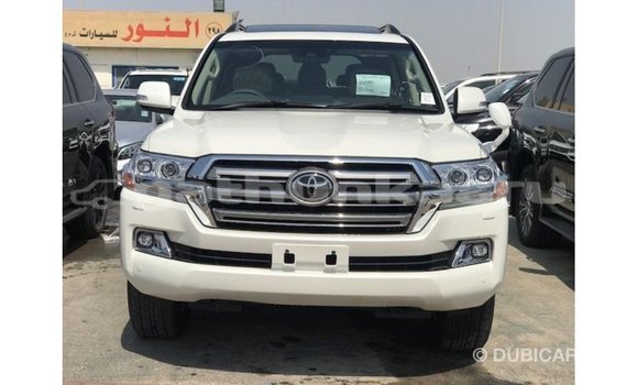 Buy Import Toyota Land Cruiser White Car in Import - Dubai in Baa Buy Import Toyota Land Cruiser White Car in Import - Dubai in Baa
