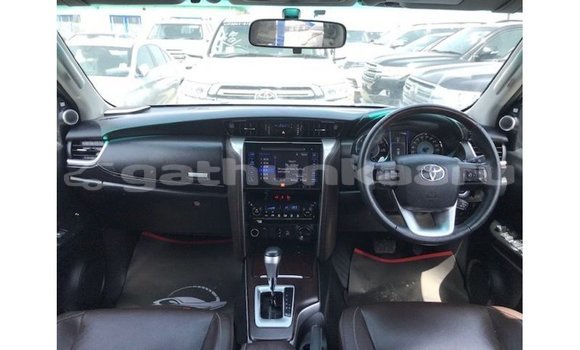 Buy Import Toyota Fortuner Other Car in Import - Dubai in Baa Buy Import Toyota Fortuner Other Car in Import - Dubai in Baa