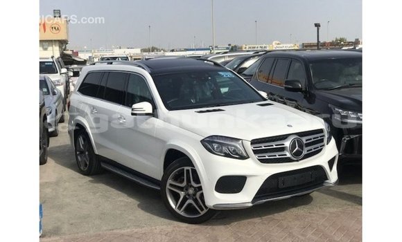 Buy Import Mercedes-Benz 190 White Car in Import - Dubai in Baa Buy Import Mercedes-Benz 190 White Car in Import - Dubai in Baa
