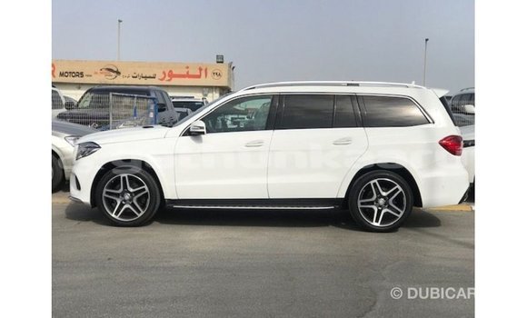 Buy Import Mercedes-Benz 190 White Car in Import - Dubai in Baa Buy Import Mercedes-Benz 190 White Car in Import - Dubai in Baa