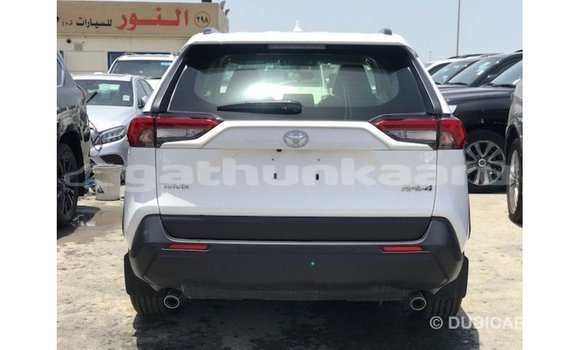 Buy Import Toyota 4Runner White Car in Import - Dubai in Baa Buy Import Toyota 4Runner White Car in Import - Dubai in Baa