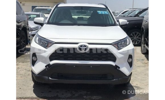 Buy Import Toyota 4Runner White Car in Import - Dubai in Baa Buy Import Toyota 4Runner White Car in Import - Dubai in Baa
