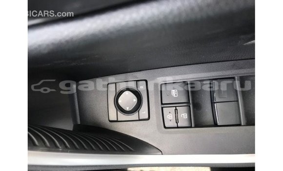 Buy Import Toyota 4Runner White Car in Import - Dubai in Baa Buy Import Toyota 4Runner White Car in Import - Dubai in Baa