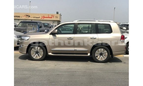 Buy Import Toyota Land Cruiser Other Car in Import - Dubai in Baa Buy Import Toyota Land Cruiser Other Car in Import - Dubai in Baa