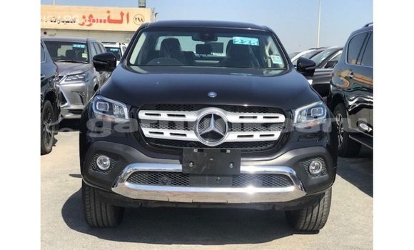Buy Import Mercedes-Benz 250 Black Car in Import - Dubai in Baa Buy Import Mercedes-Benz 250 Black Car in Import - Dubai in Baa