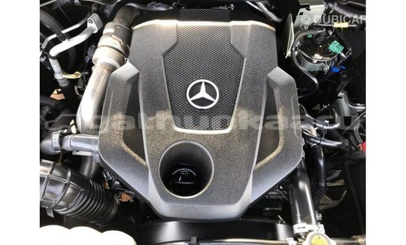 Buy Import Mercedes-Benz 250 Black Car in Import - Dubai in Baa Buy Import Mercedes-Benz 250 Black Car in Import - Dubai in Baa