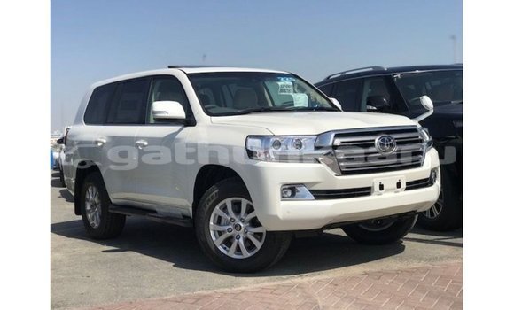 Buy Import Toyota Land Cruiser White Car in Import - Dubai in Baa Buy Import Toyota Land Cruiser White Car in Import - Dubai in Baa
