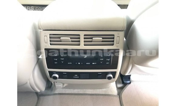 Buy Import Toyota Land Cruiser White Car in Import - Dubai in Baa Buy Import Toyota Land Cruiser White Car in Import - Dubai in Baa