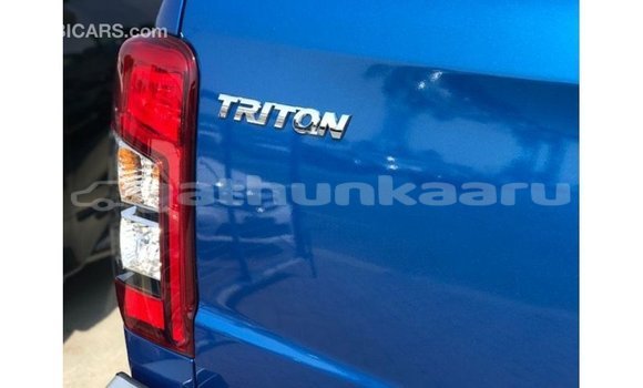 Buy Import Mitsubishi i Blue Car in Import - Dubai in Baa Buy Import Mitsubishi i Blue Car in Import - Dubai in Baa