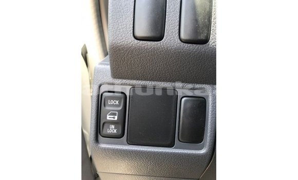 Buy Import Toyota Land Cruiser White Car in Import - Dubai in Baa Buy Import Toyota Land Cruiser White Car in Import - Dubai in Baa