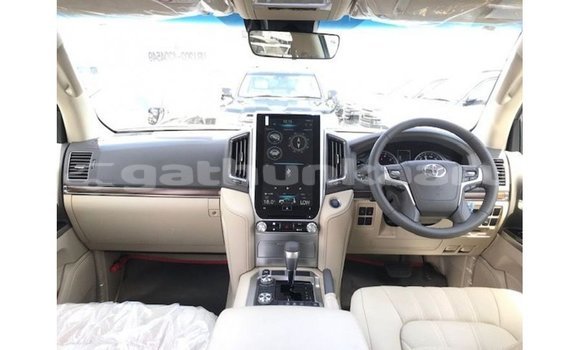 Buy Import Toyota Land Cruiser Black Car in Import - Dubai in Baa Buy Import Toyota Land Cruiser Black Car in Import - Dubai in Baa