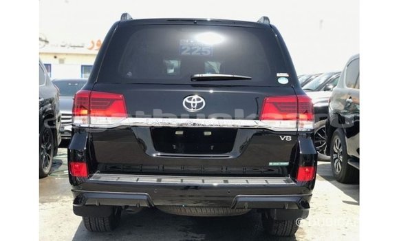 Buy Import Toyota Land Cruiser Black Car in Import - Dubai in Baa Buy Import Toyota Land Cruiser Black Car in Import - Dubai in Baa
