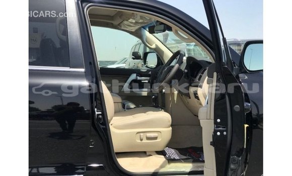 Buy Import Toyota Land Cruiser Black Car in Import - Dubai in Baa Buy Import Toyota Land Cruiser Black Car in Import - Dubai in Baa