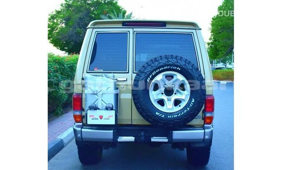 Buy Import Toyota Land Cruiser Beige Car in Import - Dubai in Baa Buy Import Toyota Land Cruiser Beige Car in Import - Dubai in Baa
