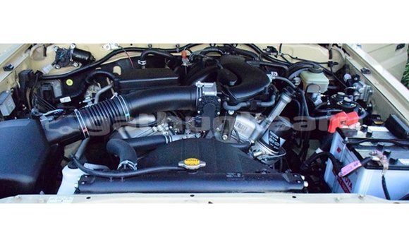 Buy Import Toyota Land Cruiser Beige Car in Import - Dubai in Baa Buy Import Toyota Land Cruiser Beige Car in Import - Dubai in Baa