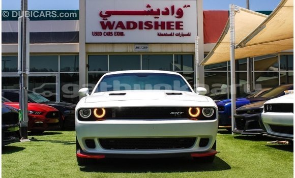Buy Import Dodge Challenger White Car in Import - Dubai in Baa Buy Import Dodge Challenger White Car in Import - Dubai in Baa