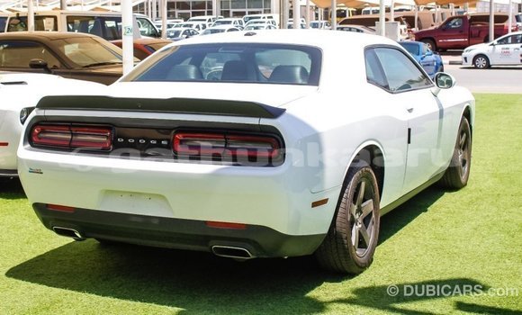 Buy Import Dodge Challenger White Car in Import - Dubai in Baa Buy Import Dodge Challenger White Car in Import - Dubai in Baa