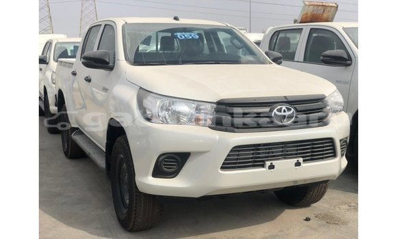 Buy Import Toyota Hilux White Car in Import - Dubai in Baa Buy Import Toyota Hilux White Car in Import - Dubai in Baa