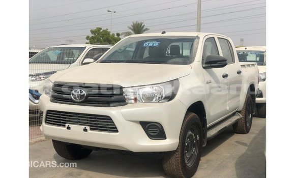 Buy Import Toyota Hilux White Car in Import - Dubai in Baa Buy Import Toyota Hilux White Car in Import - Dubai in Baa