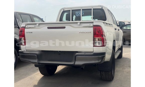 Buy Import Toyota Hilux White Car in Import - Dubai in Baa Buy Import Toyota Hilux White Car in Import - Dubai in Baa