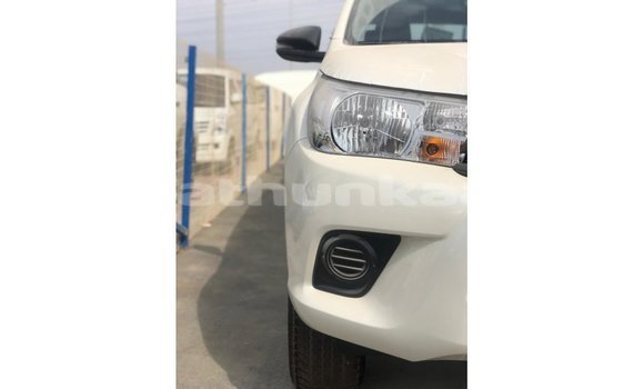 Buy Import Toyota Hilux White Car in Import - Dubai in Baa Buy Import Toyota Hilux White Car in Import - Dubai in Baa