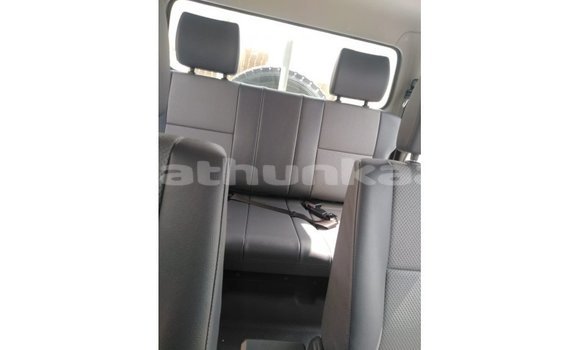 Buy Import Toyota Land Cruiser White Car in Import - Dubai in Baa Buy Import Toyota Land Cruiser White Car in Import - Dubai in Baa