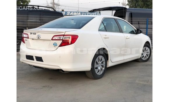 Buy Import Toyota Camry White Car in Import - Dubai in Baa Buy Import Toyota Camry White Car in Import - Dubai in Baa