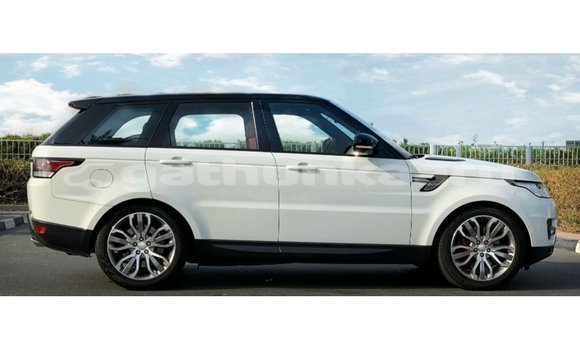 Buy Import Land Rover Range Rover White Car in Import - Dubai in Baa Buy Import Land Rover Range Rover White Car in Import - Dubai in Baa