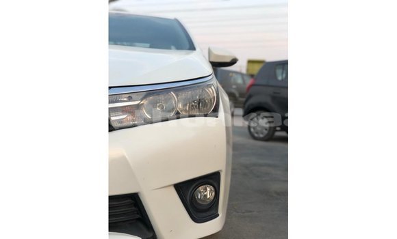 Buy Import Toyota Corolla White Car in Import - Dubai in Baa Buy Import Toyota Corolla White Car in Import - Dubai in Baa