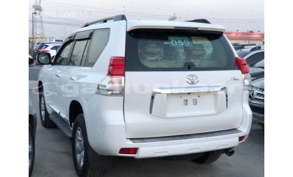 Buy Import Toyota Prado White Car in Import - Dubai in Baa Buy Import Toyota Prado White Car in Import - Dubai in Baa