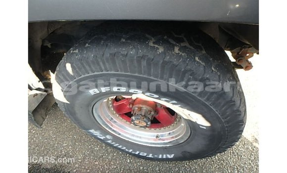 Buy Import Toyota Land Cruiser Other Car in Import - Dubai in Baa Buy Import Toyota Land Cruiser Other Car in Import - Dubai in Baa