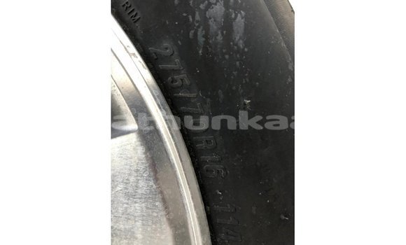 Buy Import Toyota FJ Cruiser White Car in Import - Dubai in Baa Buy Import Toyota FJ Cruiser White Car in Import - Dubai in Baa