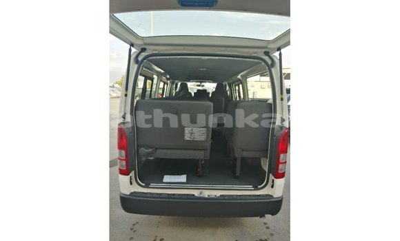 Buy Import Toyota Hiace White Car in Import - Dubai in Baa Buy Import Toyota Hiace White Car in Import - Dubai in Baa