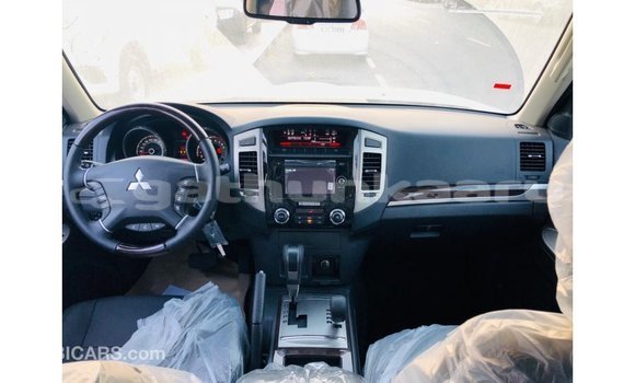 Buy Import Mitsubishi Pajero Black Car in Import - Dubai in Baa Buy Import Mitsubishi Pajero Black Car in Import - Dubai in Baa