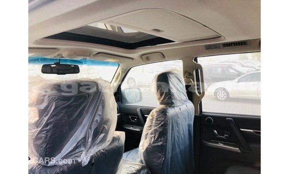 Buy Import Mitsubishi Pajero Black Car in Import - Dubai in Baa Buy Import Mitsubishi Pajero Black Car in Import - Dubai in Baa