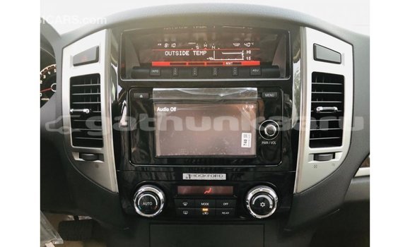 Buy Import Mitsubishi Pajero Black Car in Import - Dubai in Baa Buy Import Mitsubishi Pajero Black Car in Import - Dubai in Baa