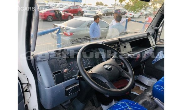 Buy Import Mitsubishi Carisma White Car in Import - Dubai in Baa Buy Import Mitsubishi Carisma White Car in Import - Dubai in Baa