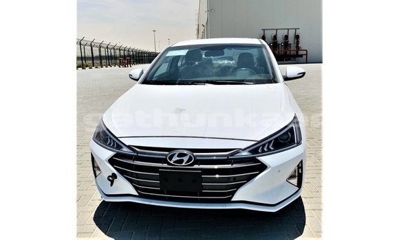 Buy Import Hyundai Elantra White Car in Import - Dubai in Baa