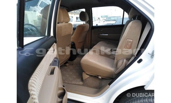 Buy Import Toyota Fortuner White Car in Import - Dubai in Baa Buy Import Toyota Fortuner White Car in Import - Dubai in Baa