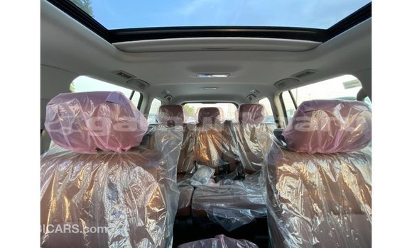 Buy Import Toyota Land Cruiser White Car in Import - Dubai in Baa Buy Import Toyota Land Cruiser White Car in Import - Dubai in Baa