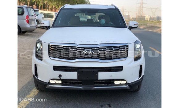 Buy Import Kia Carens White Car in Import - Dubai in Baa Buy Import Kia Carens White Car in Import - Dubai in Baa