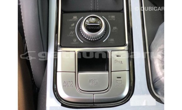 Buy Import Kia Carens White Car in Import - Dubai in Baa Buy Import Kia Carens White Car in Import - Dubai in Baa