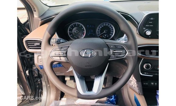 Buy Import Hyundai Santa Fe Green Car in Import - Dubai in Baa Buy Import Hyundai Santa Fe Green Car in Import - Dubai in Baa