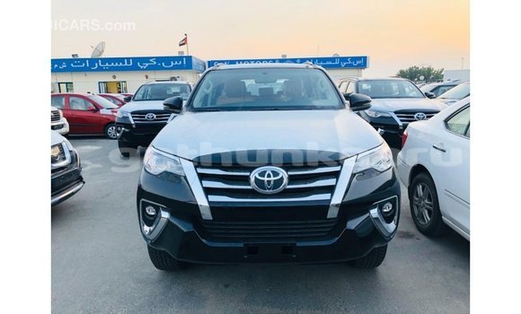 Buy Import Toyota Fortuner Black Car in Import - Dubai in Baa Buy Import Toyota Fortuner Black Car in Import - Dubai in Baa