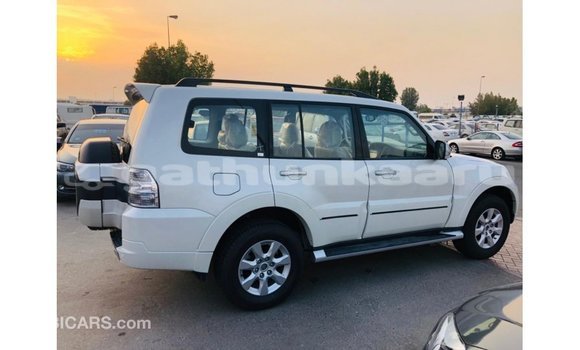 Buy Import Mitsubishi Pajero White Car in Import - Dubai in Baa Buy Import Mitsubishi Pajero White Car in Import - Dubai in Baa